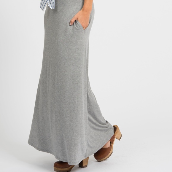 Maxi skirt with pockets - Picture 1 of 5